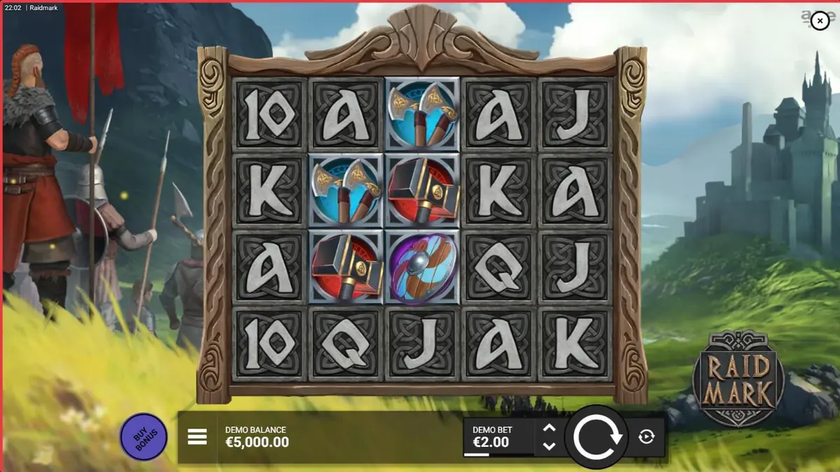 Tampilan visual slot Raidmark dengan tema Viking dan kapal perang di latar belakang.